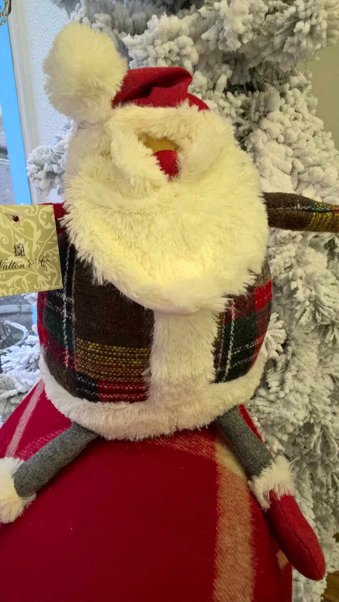 strawb6a's tweet photo. Santa Claus is coming to town... https://t.co/WaPfJ3qbpJ