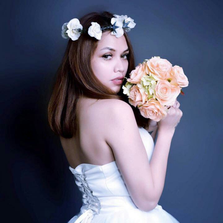 OMG! Kamu harus melihat ini. #BIGOLIVE > #girl  .  
bigo.tv/sid/2107646272…