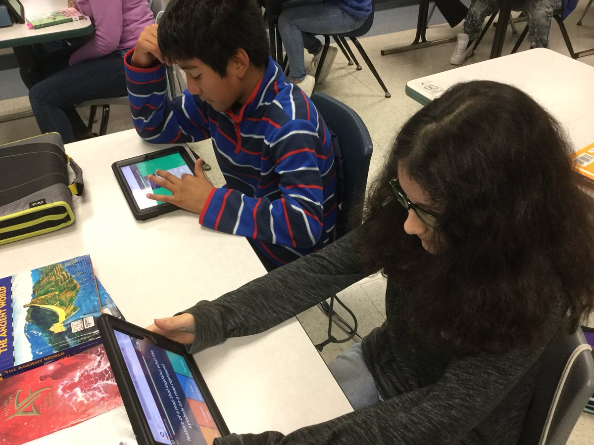 laingatlange's tweet photo. Quizizz is almost as popular as Monster Quiz! #lmsbest #lmstech https://t.co/KyCED3O3qw
