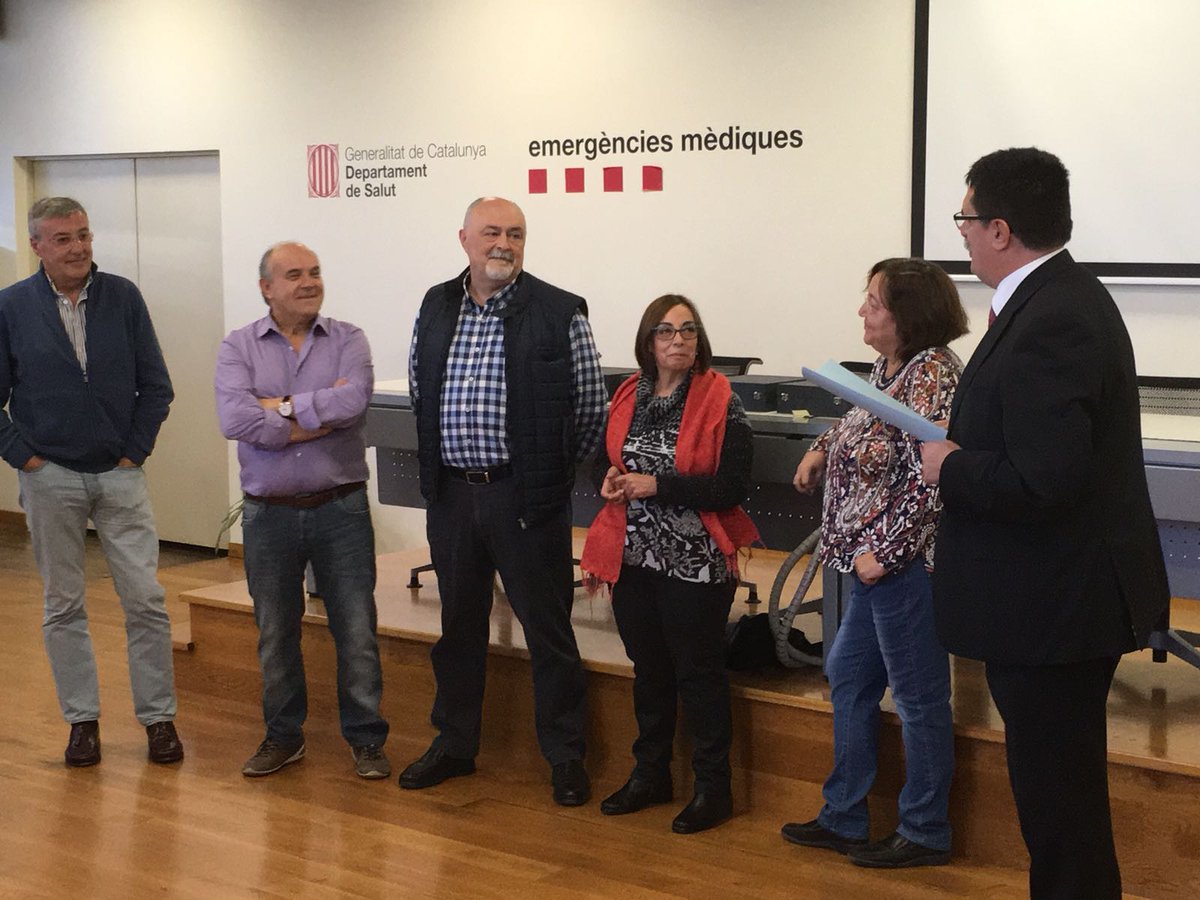 El #SEM reconeix avui la trajectòria professional de cinc companys que es jubilen.
L'enhorabona al Manolo, l'Albert, el Carles, l'Assumpta i la Mercè.
Sou un gran exemple!