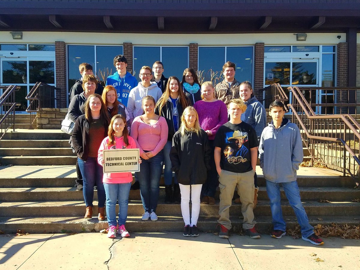 alleganycollgmd's tweet photo. Thanks #BedfordCountyTechnicalCenter Culinary students for visiting us. We loved having you here.
#EngageYourFuture #alleganycollegeofmaryland #ExperienceACM #DiscoverACM #BedfordTech #BCTC #BedfordCountyPA #Culinary https://t.co/i0umVMK4vZ