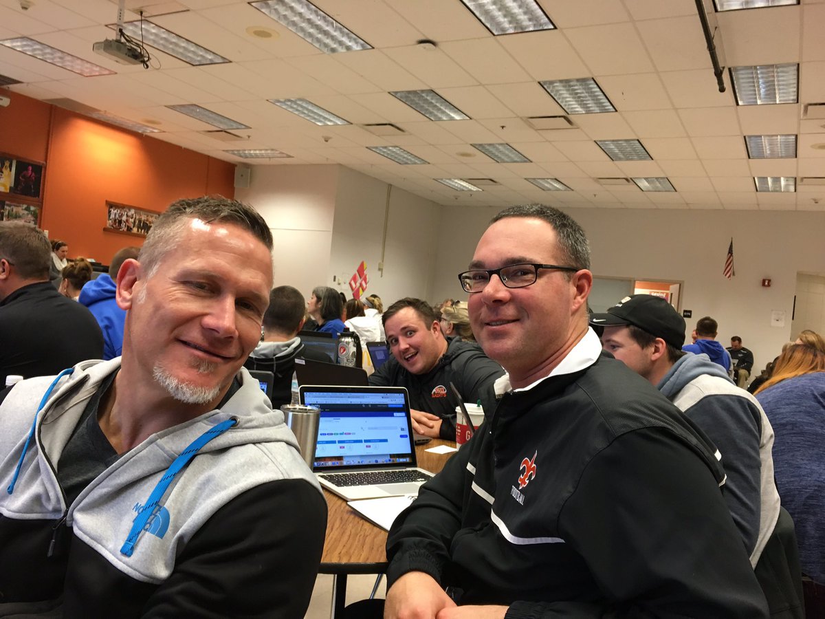 frau_johnson's tweet photo. #stcsip @CoachBFarquhar Football bros!! https://t.co/F7b13Q7LCu