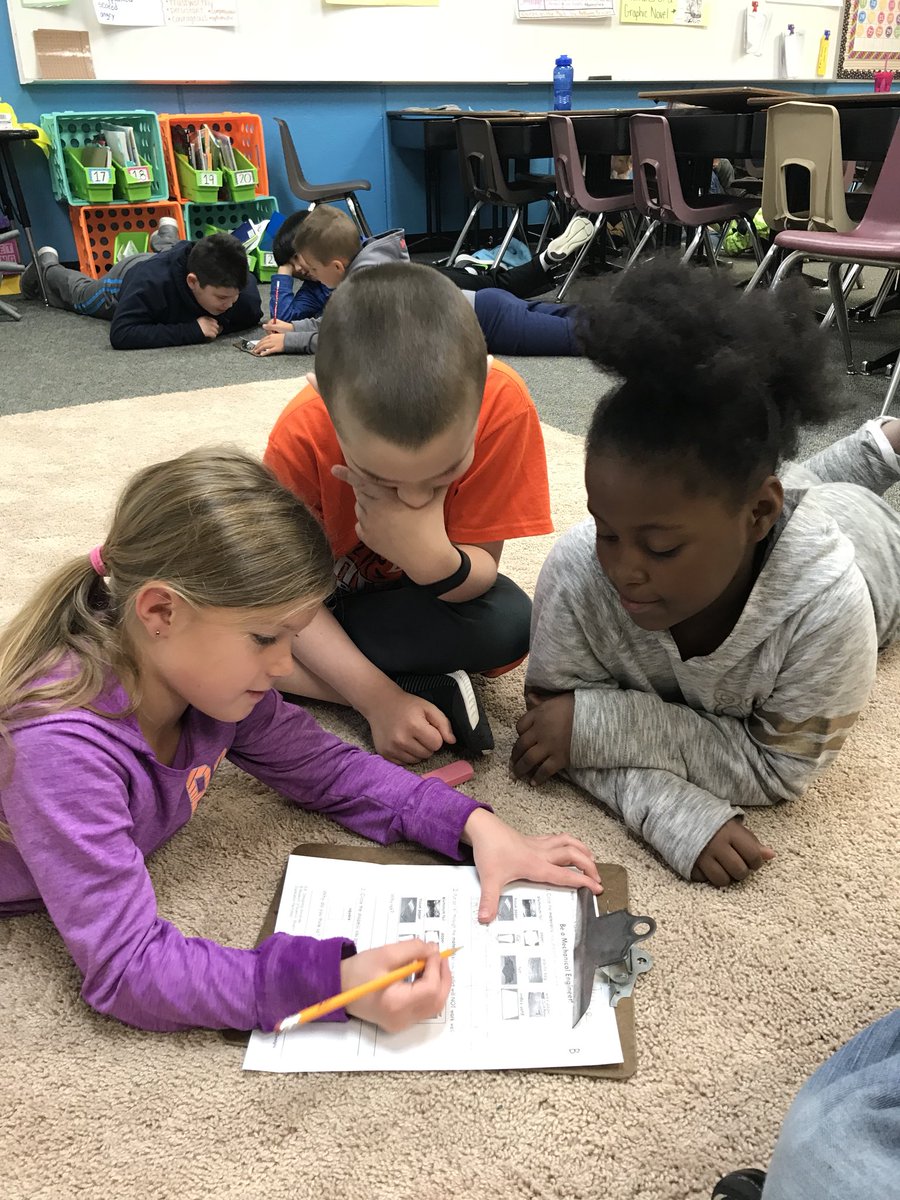 MrsMeyersWDP's tweet photo. Today is planning day! We are planning the size, shape and material of our sails. #RockonWestwood #wdppride https://t.co/3AUE2hTxPS