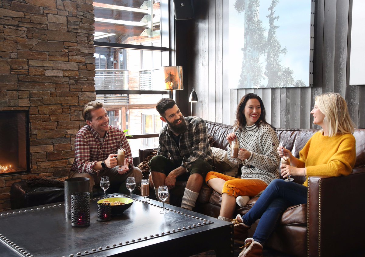 Hotellet har fått nye nettsider med chat, blogg, online booking og bordbestilling mm. og vi har derfor en konkurranse på facebook. Sjekk ut da vel :)