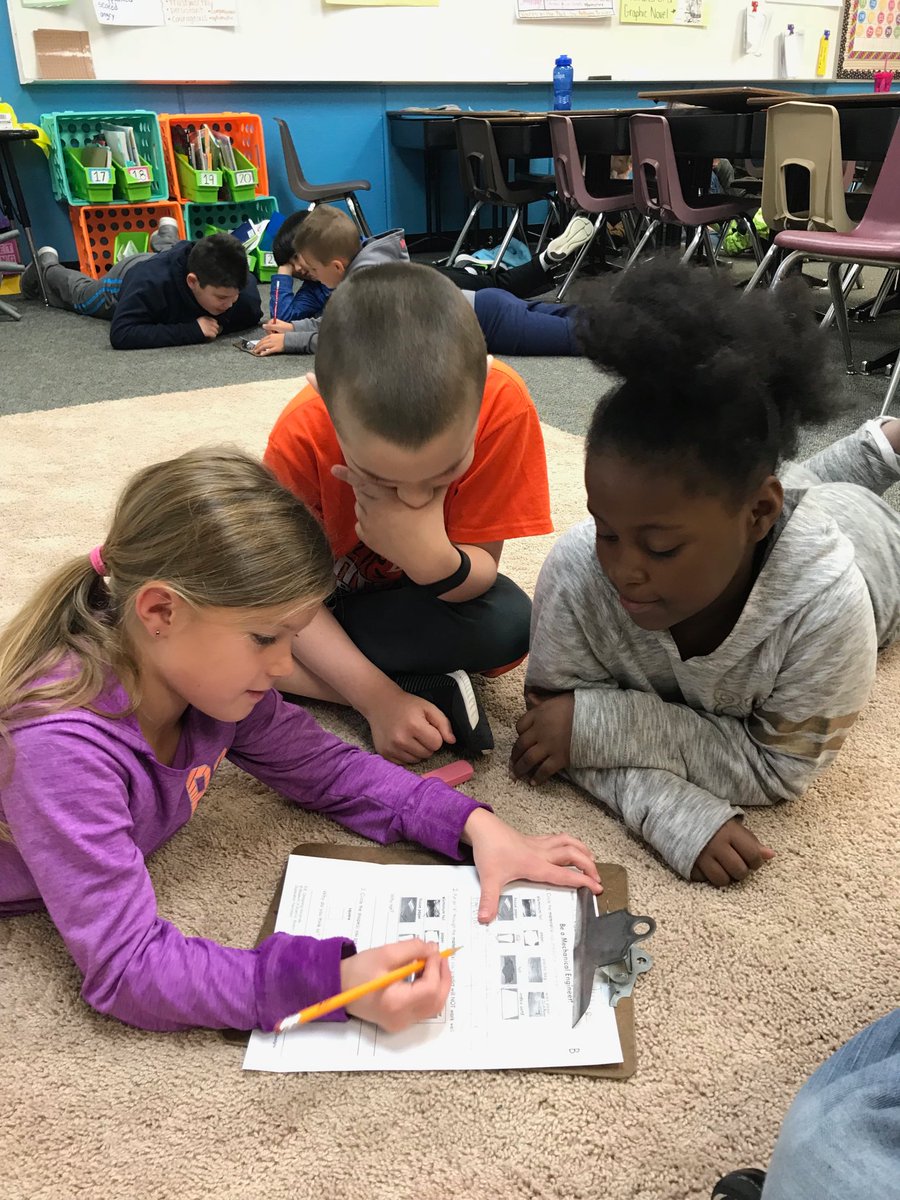 MrsMeyersWDP's tweet photo. Today is planning day! We are planning the size, shape and material of our sails. #RockonWestwood #wdppride https://t.co/dVSKpJ5w8n