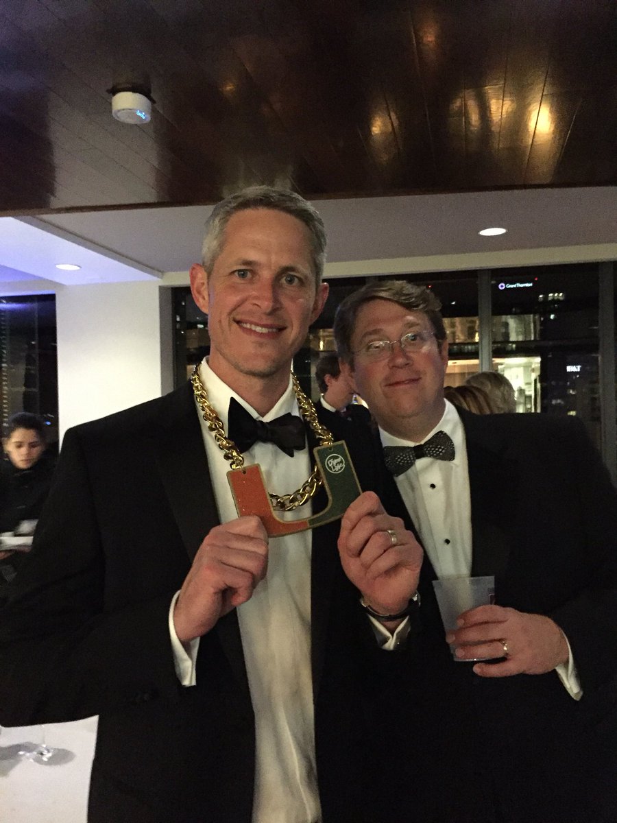 HarpersHope41's tweet photo. .@JonVilma51 brought a TURNOVER CHAIN to auction. #hope41 https://t.co/xg4JyPibWq