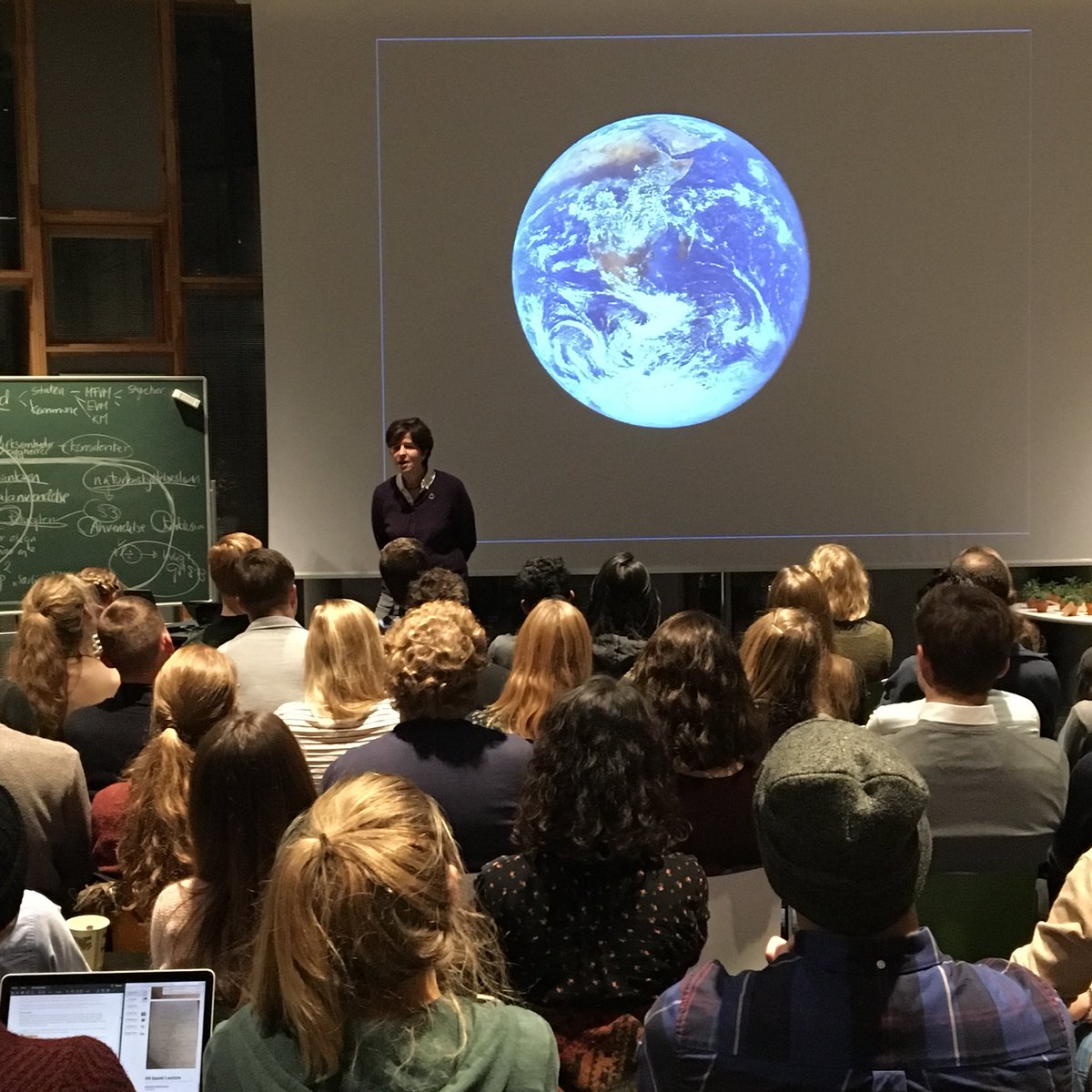 sollazophoniasd's tweet photo. “Our Earth has no umbilical cord, there are no more resources on the way” Thanks @KRichardsonC for a great #Climatespark lecture @science_ku @CKICNordic https://t.co/yoAjJOIIvV