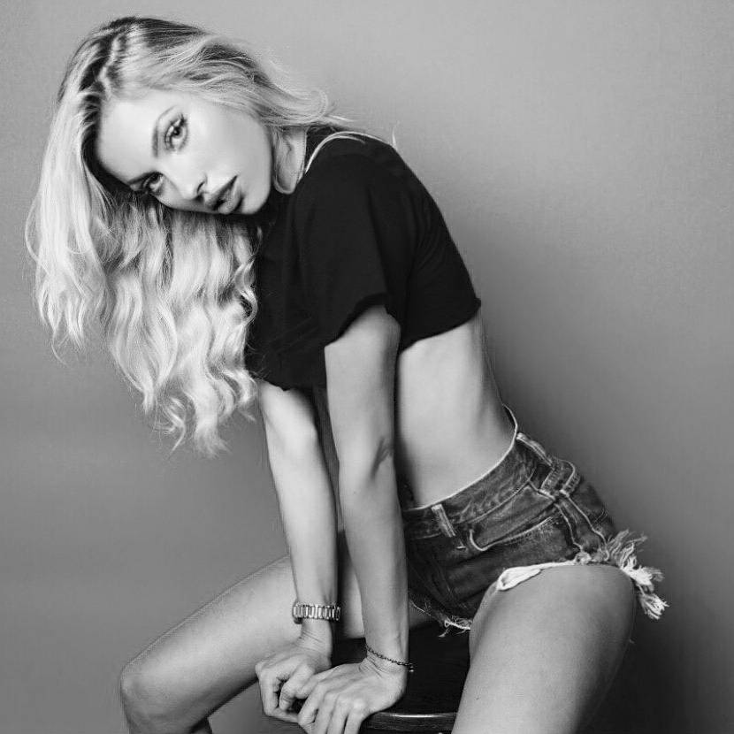 ModelsLaunch's tweet photo. Our #ModelOfTheDay is Olivia Burns who's the winner of @Maximmag finest .   
ATTN MODELS: If you'd like to be featured on our page 
1)Do follow us at @ModelsLaunch
2)Email us your pics to info@modelslaunch.com mentioning your Instagram Username https://t.co/wkH3Z7u5RX