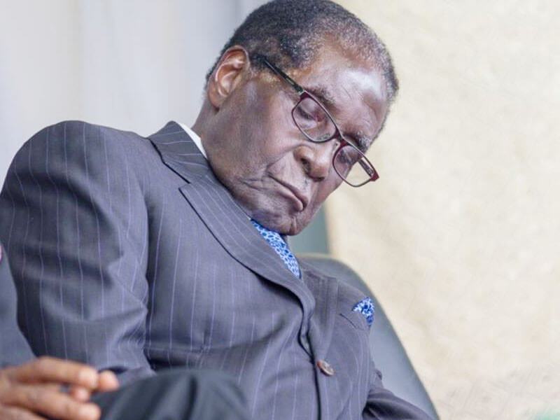 MichelMoto1's tweet photo. @bujakeratshiams @BillyKambale1 @jacksonmukunda @LitsaniChoukran @MAITREHILARION @Olengha @kinshasaweb @kongophile @LydieOmanga @Bibishe6 Quelle #Image garderez-vs de Robert Mugabe?
👉Combattant de la liberté 👉homme d'État ayant tenu tête à #UK
👉Président s'accrochant au pouvoir malgré le poids de l'âge
👉Époux qui sacrifia son héritage pol par amour #GoodByeBob😎 https://t.co/UMAGMuH9Bc