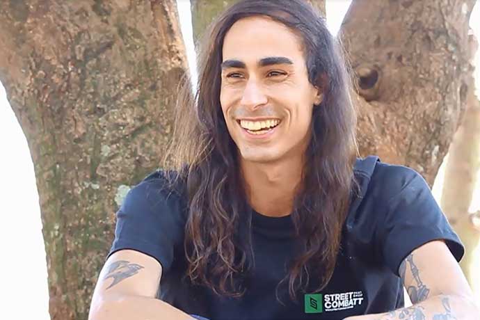 Trocamos ideia com o skatista (e nosso amigo) Ricardo ''Dexter'', que respondeu a algumas perguntas inusitadas, gravadas pelas lentes do videomaker Lucas Andreatti, no no Skate Park Moóca. <a href="/ricardodexter/">Ricardo Fernandes</a> -- Texto novo no #Blog >> goo.gl/vxgi7n