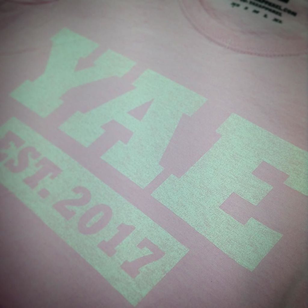 unbrokenprint's tweet photo. #faded #unbrokenprint #screenprinting https://t.co/MgYbQ3hr1m