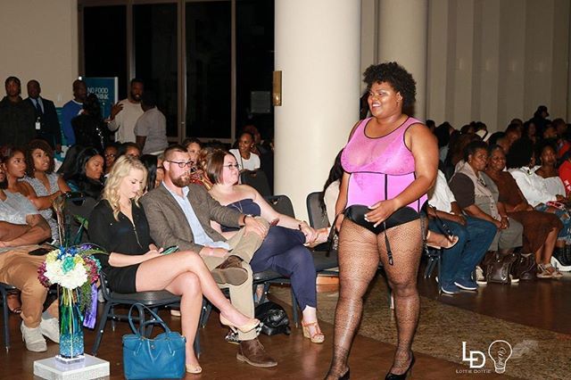 Loveme_Curved's tweet photo. Shop these looks from the runway at https://t.co/MxtK4MZaag 💜 Keep your cold nights sizzling with lingerie! https://t.co/av5t1g6U2F