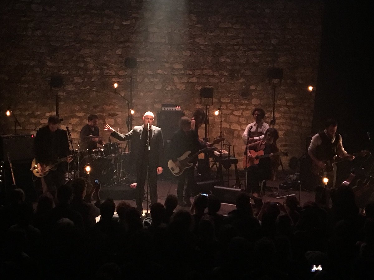 Comment Certains Vivent tweet media