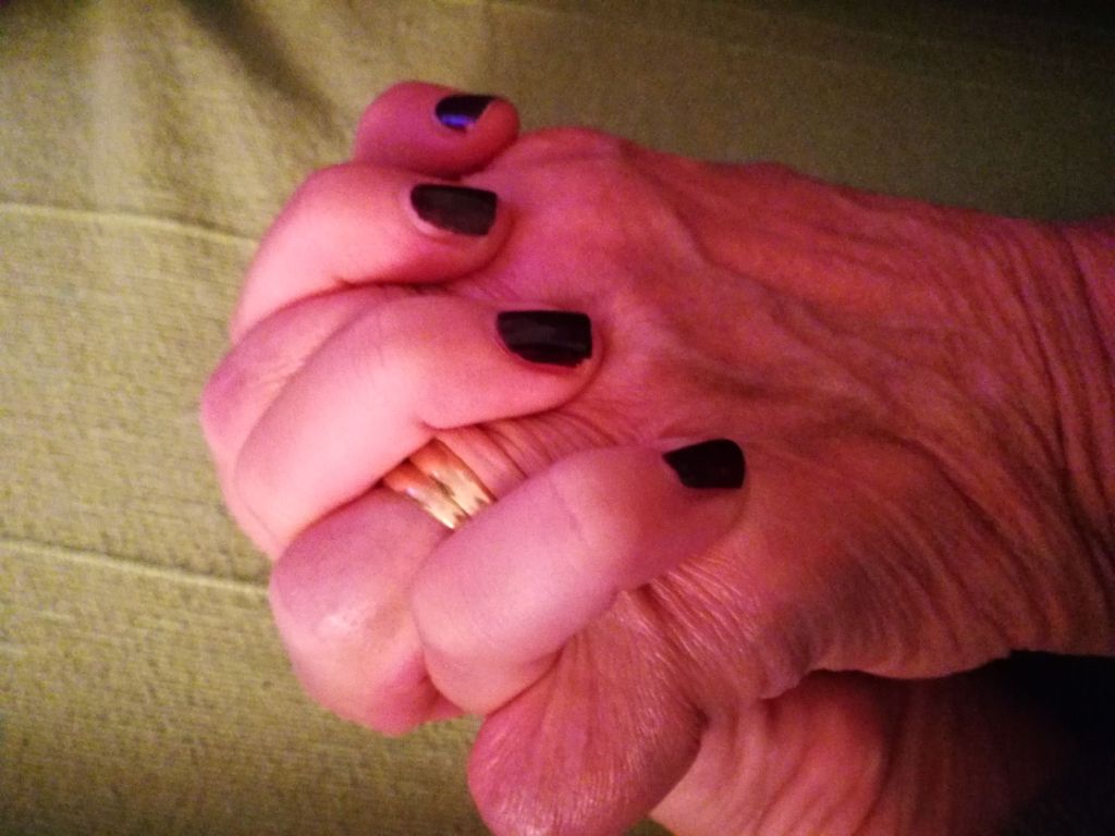 NoteBordo's tweet photo. Una “stretta” stretta forte di mano https://t.co/GjOu9O3RVz https://t.co/2zHszRoONQ