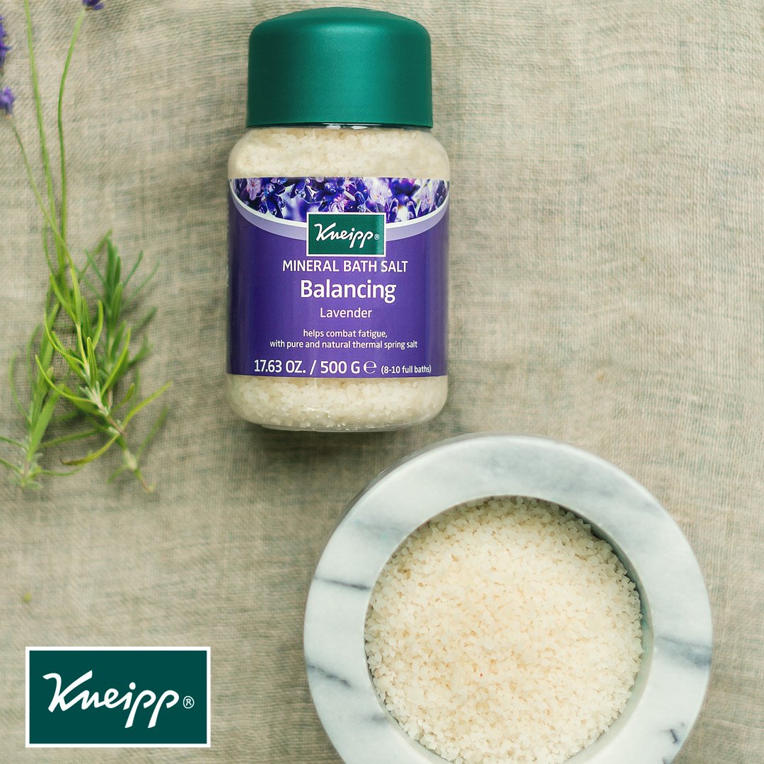 KneippUK's tweet photo. Hectic Lifestyle? Feeling Overworked? Mentally Drained? Soak for 15-20 minutes in the ultimate "relax time" bath with Lavender essential oil #lifestyle #soak #relax #unwind #lavender #oil #kneipp https://t.co/OC6HRAwzXM