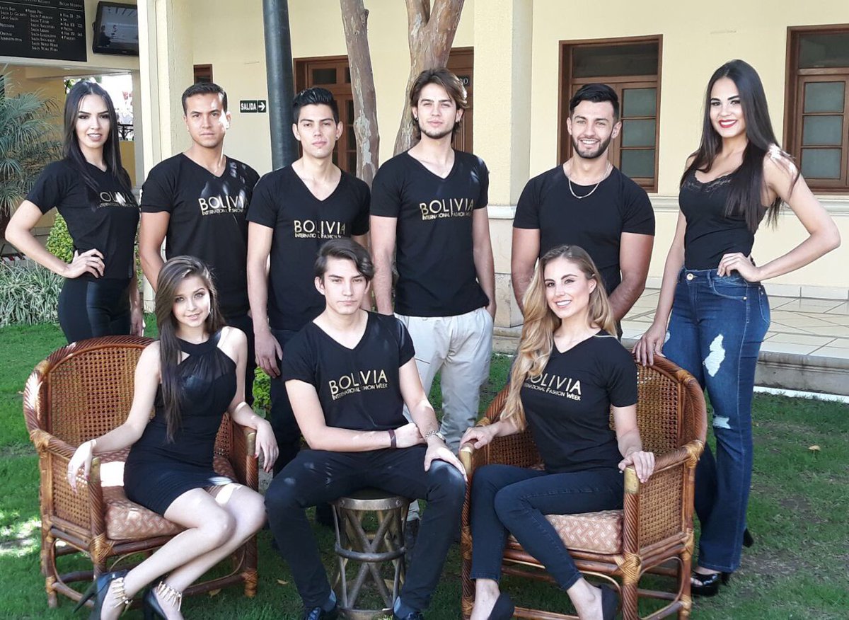 HotelCochabamba's tweet photo. #Conference  #ConferenciaDePrensa Fashion Fashion Week #Bolivia 🔝🔝👌🏻 https://t.co/l5NGWr9yk2