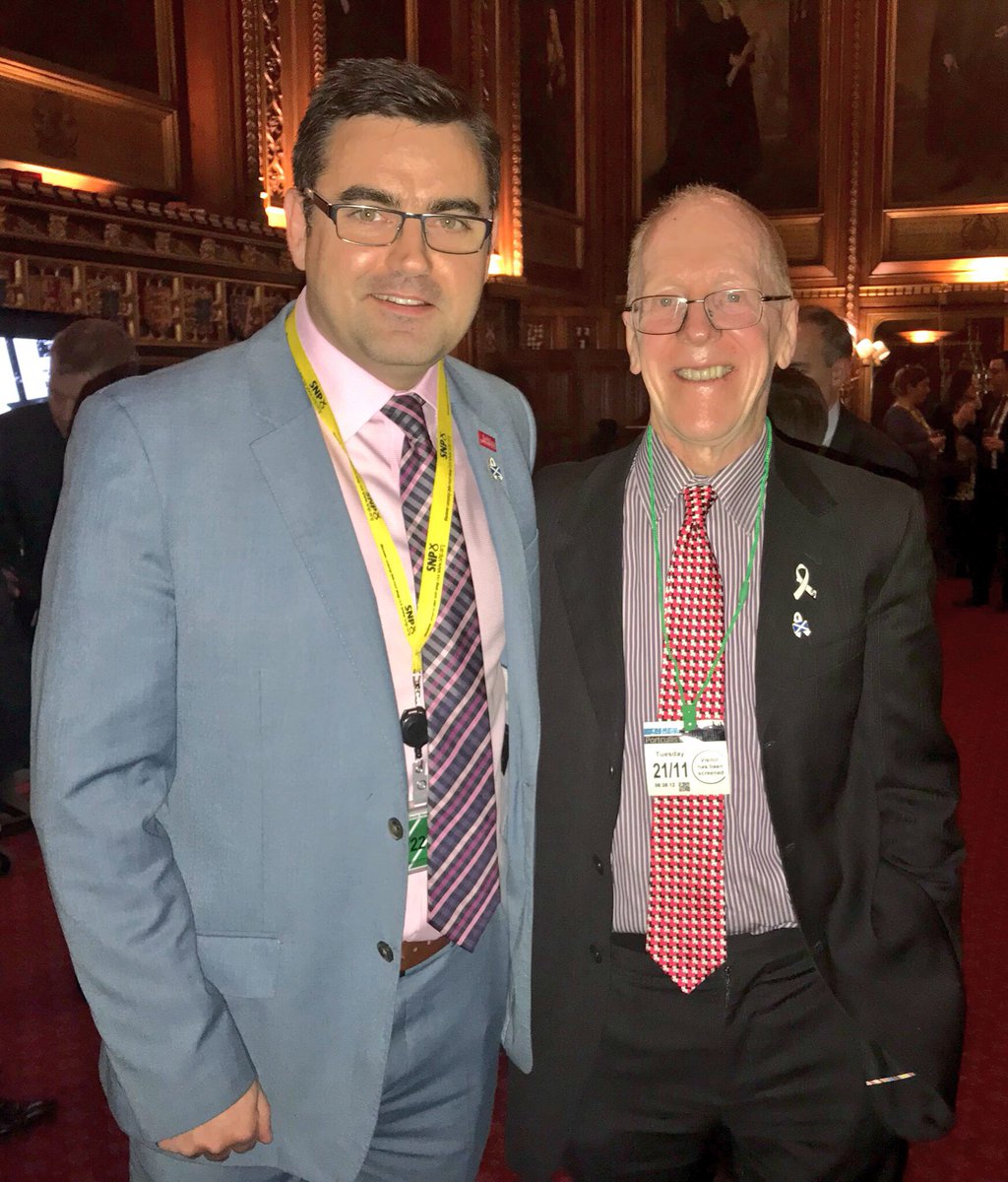 Delighted to see our two inspirational Ambassadors catch up this evening our founder <a href="/Chrisstevengre2/">Chrisstevengreen</a> OBE &amp; Chair of <a href="/APPGWhiteRibbon/">APPG White Ribbon UK</a> @GavNewlandsSNP