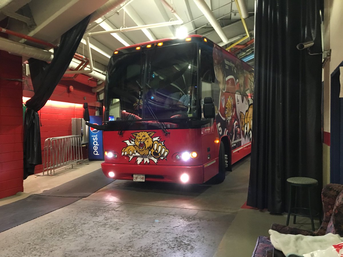 HFXMooseheads's tweet photo. #Meow https://t.co/xfMDAAZgLS