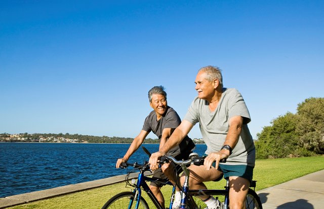PHSAofBC's tweet photo. FACT: Most people with atrial fibrillation lead active, normal lives. Treatment of AF may include restoring a normal heart rhythm, reducing the overly high heart rate &preventing the risk of stroke. https://t.co/cWIShsNh3Y #AFweek #CardiacServicesBC https://t.co/z0xmEv5jNN