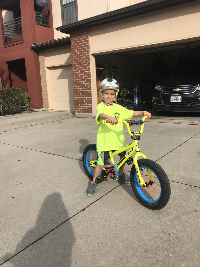 MrsChapmanIC's tweet photo. Staying active over the break and knocking out their RISD Rides logs! #RLERocketsrock  #risdPErocks @LHEwildcatPE https://t.co/Fts9IXCTt1