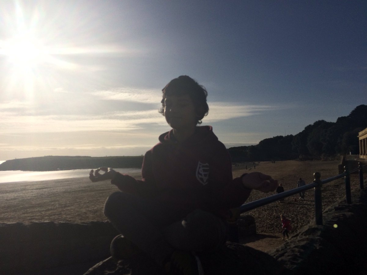 teddandchip's tweet photo. Had the most wonderful time with my awesome bestie @Lisegem1 and the binlids in Wales this weekend. Absolutely brilliant every minute and has eased my stresses no end 😌 https://t.co/Vy1uJdh7g0