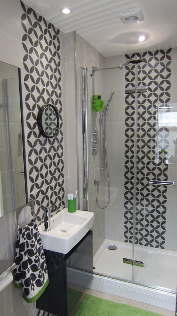 Seaside_Kate's tweet photo. @MethvenUK Showering 💦🚿 is so much fun with our #Aurajet 💙 https://t.co/E4tsrDYEaC