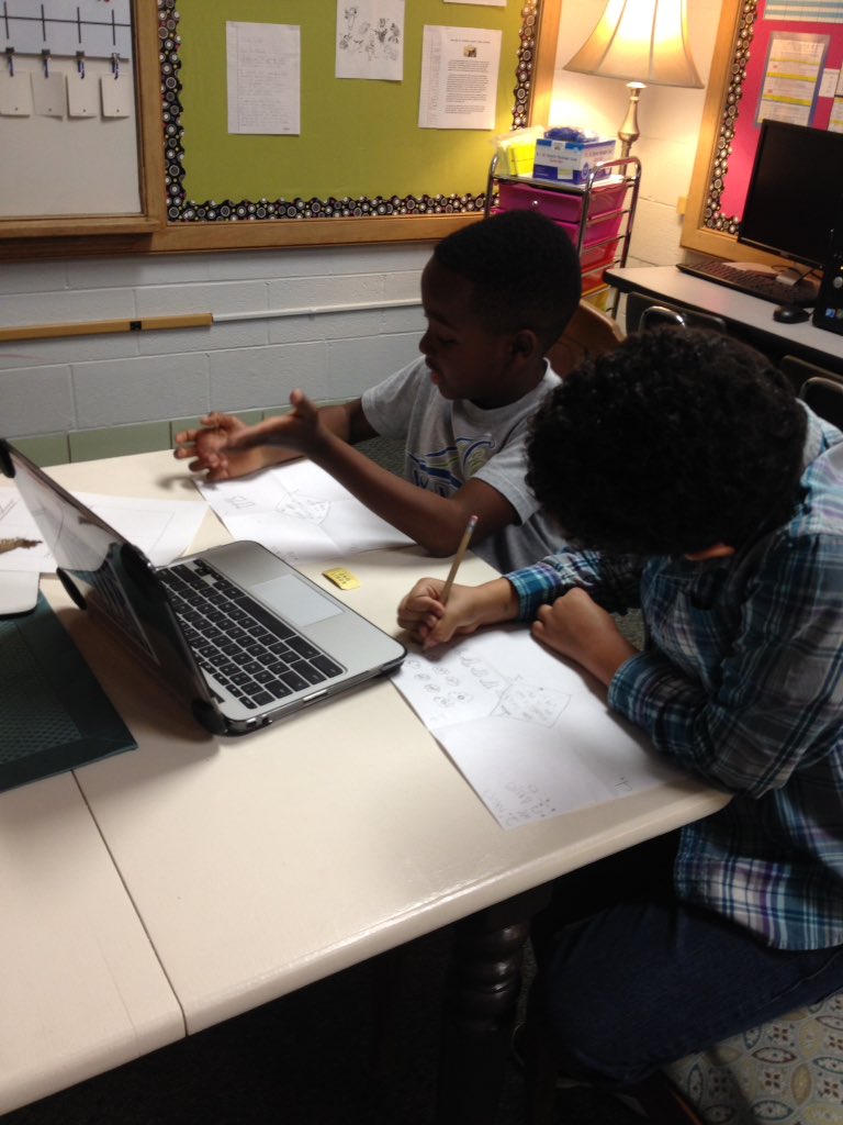Csdmryan's tweet photo. Students working collaboratively using five step problem-solving graphic organizer #collaboration #rberoadrunner #Centersd https://t.co/JPhjnq1Itw