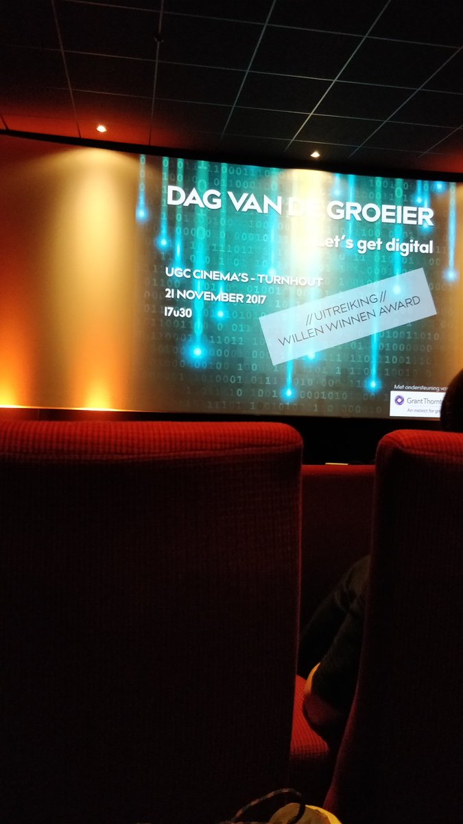 lukasjansen1998's tweet photo. Dag van de groeier met als thema let's get digital.
Proficiat aan de winnaar van de willen winnen award fresh &amp; saucy
#ITfactory #ThomasMore #Ondernemen https://t.co/skfJe4Q2uz