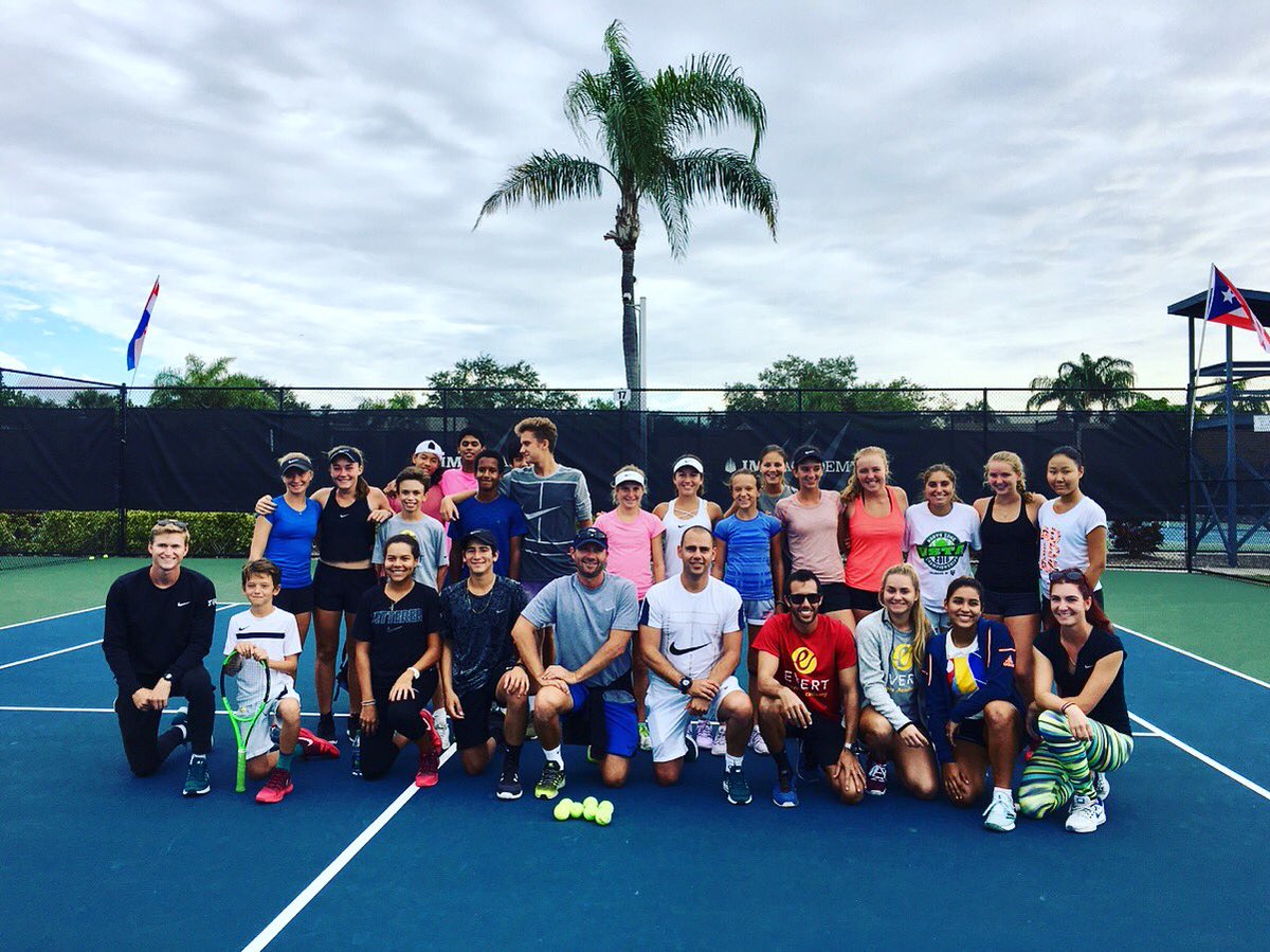 EvertTennis's tweet photo. Our Evert players at practice in Bradenton for the Eddie Herr International Junior Championships! 👍🏻💪🏻🎾 #TeamEvert #Juniors https://t.co/11KqEBETzR