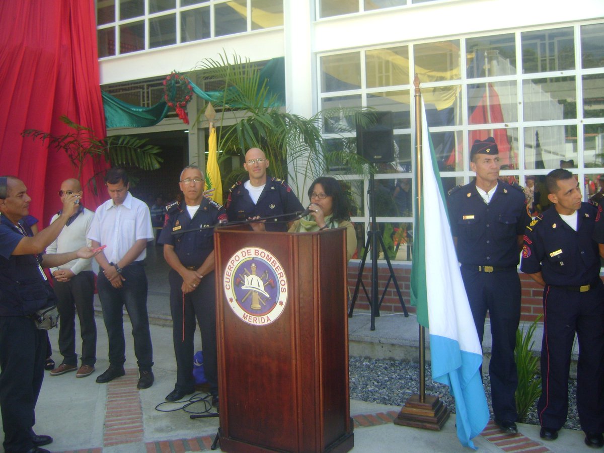 bomberos_merida's tweet photo. #21N Formalmente ignaurada la sede de la escuela de seguridad y defensa Domingo Peña, en presencia de la Vic Min Narci Ortuño acompañado por el Tte (B) Nestor Guerrero Director de la escuela y La Mayor (B) Alvyss Aldana Primer Comandante @CNB_Merida https://t.co/bMQ8DZx8Yo
