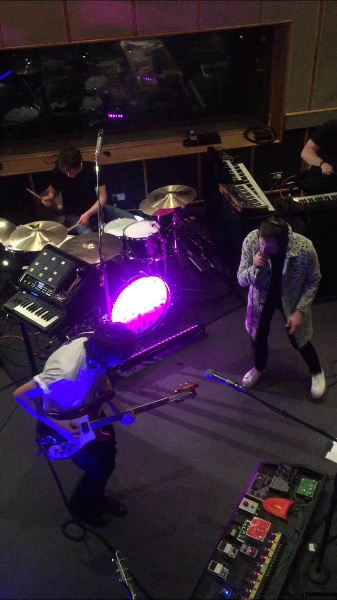 The sound at Maida Vale studios was  something else. Rocked the room. Thanks to the chaps <a href="/KasabianHQ/">KasabianHQ</a>