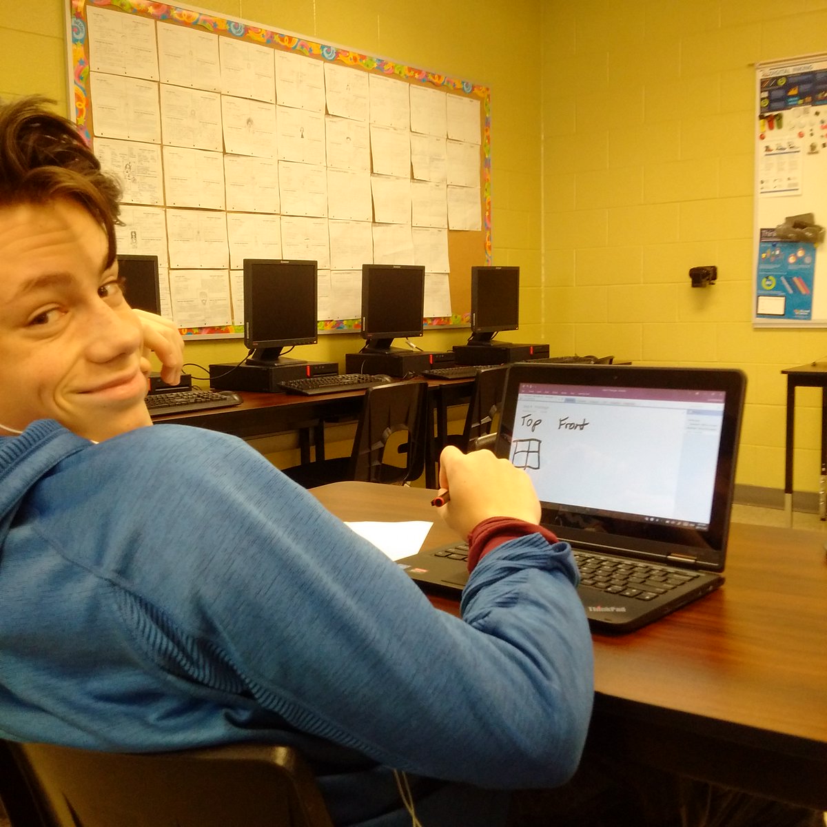 quagliaspace's tweet photo. Business students #prototyping #GeniusHour project ideas using #onenote drawing tools. #gecdsb #designthinking https://t.co/pcPsHMUUV6