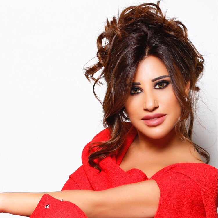 akhbarakMag's tweet photo. شمس الأغنيه الفنانه #نجوى_كرم 
تستعد لأحيا حفل غنائي في ال15
من ديسمبر المقبل على حلبة البحرين
الدوليه 

@najwakaram https://t.co/z62T5thdZT