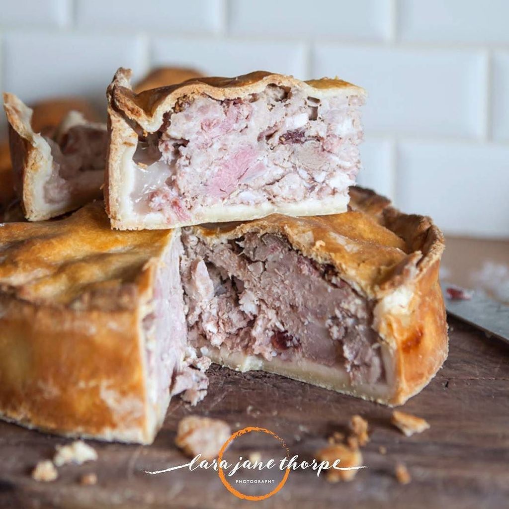 Oh check out that that amazing #porkpie by @lizzibakingbird #tasty #food #photography #dorset #foodphotographer #instafood #instagram #instadaily #nomnom #foodphoto #canon #5dmkiii #eat #foodporn #nomnom #baker #bakeoff ift.tt/2zXyayy