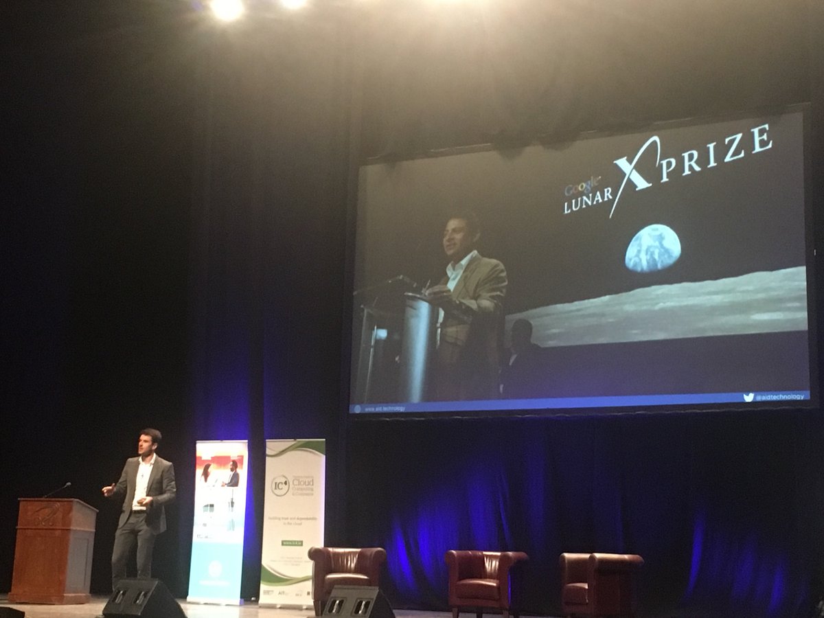 JenCasavantes's tweet photo. #GetStarted2017 @ AIr Tech talking about blockchain https://t.co/o5PQf483Vu