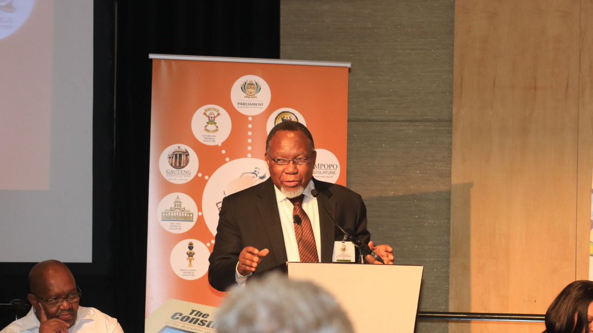 ParliamentofRSA's tweet photo. The Chairperson of the #HighLevelPanel former President Kgalema Motlanthe presenting the #HighLevelPanelReport https://t.co/XZwZwAYr7u