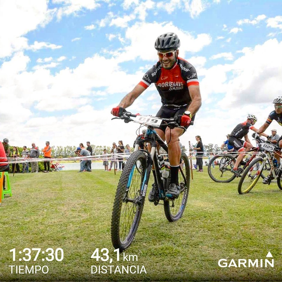 PForgit's tweet image. Sufriendo 😬 o Sonriendo 😃?? 🤔🤔 ??? Así Se vivió el #RuralBikeDolores 🚴🚴.
Gracias 👉 @GPSmundo 👈 por brindarme lo mejor de @Garmin ⌚ para mis entrenamientos y competencias.
#Gpsmundo #Garmin 💪💪