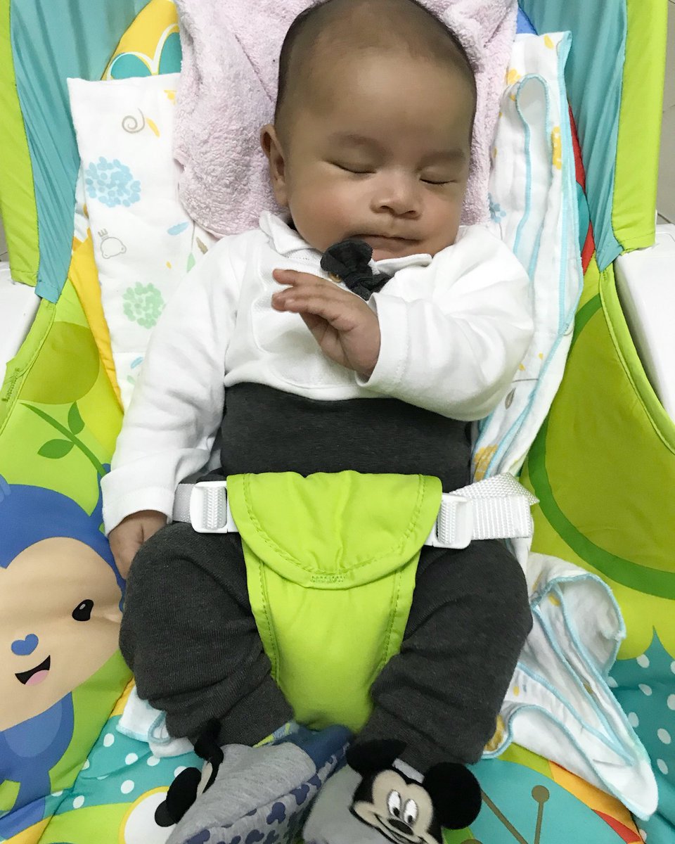 BerrieAmor's tweet photo. Fave pictures of tonight:
1. Smiley Baby
2. Dab
3. “The Look Away Pose”
#mowdel #bloggerwannabe #ootd #sponsormeandiwillposeforyou #wheresmytfmama https://t.co/LYG2VC7C5u