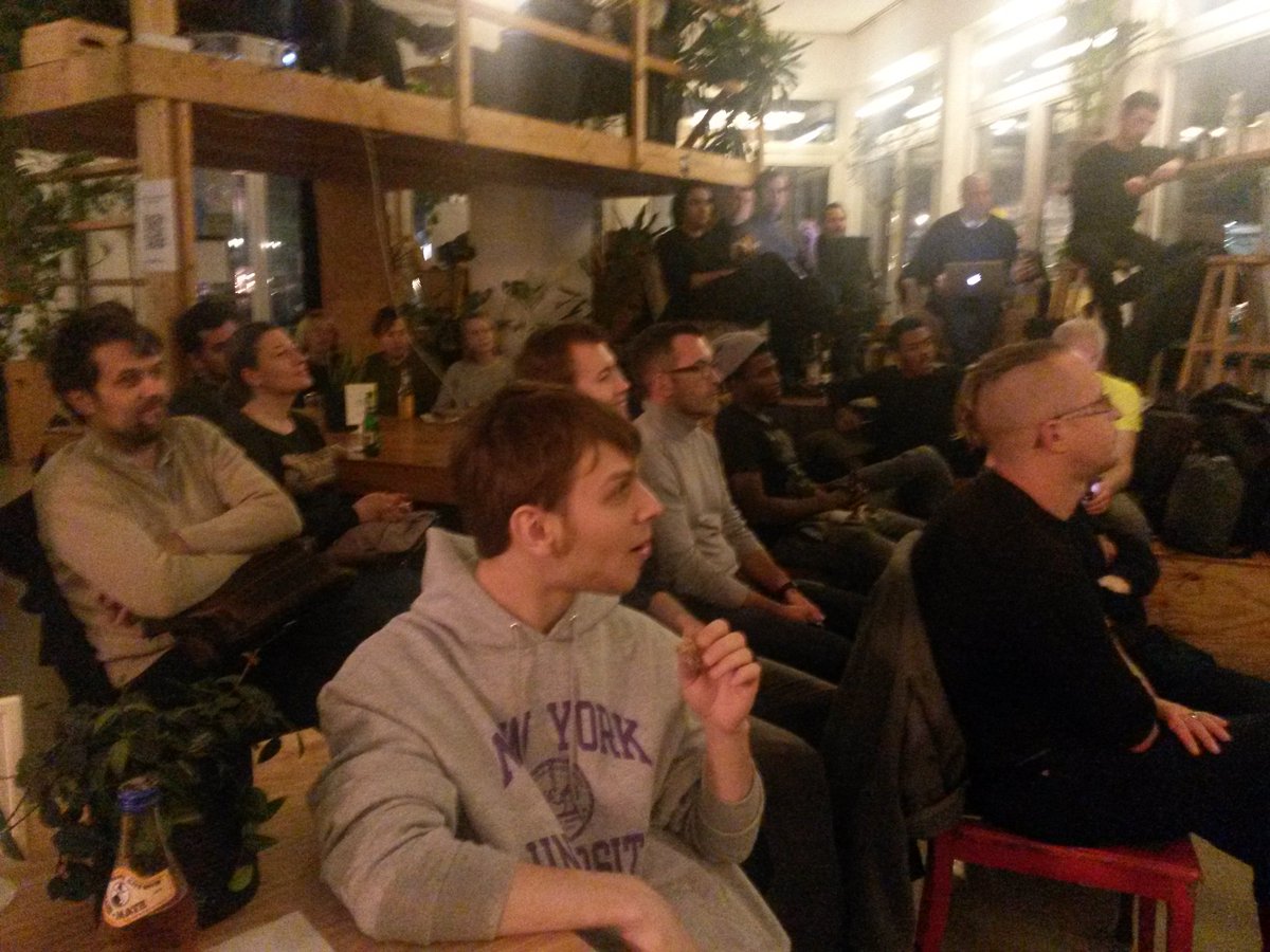 mariobehling's tweet image. Great insights about #VoiceInterfaces by @saschawolter @amazon #Alexa meetup #SUSIAI @susiai_ Thanks! @pepebeckerr