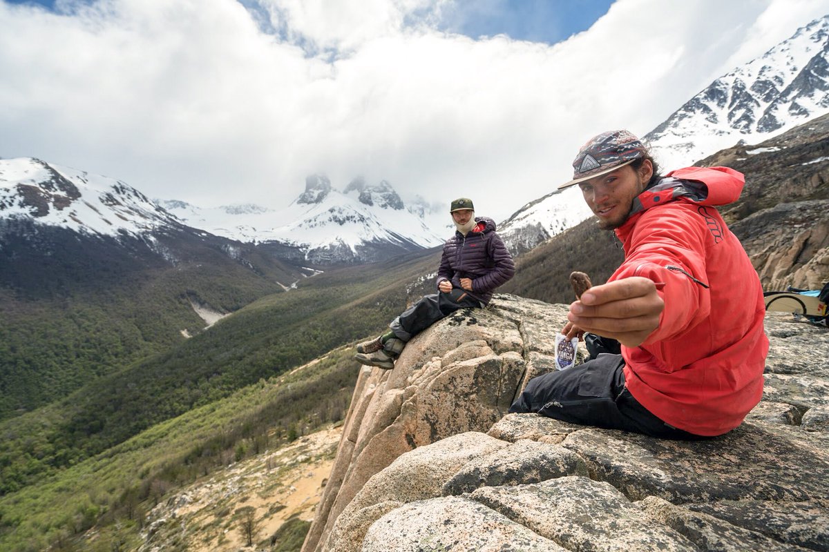 In a recent study, participants who consumed 5+ nut servings per week had a 20% lower risk of heart disease!  bit.ly/eat-nuts #nanganuts