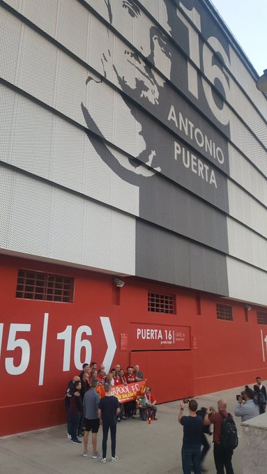 View image on Twitter