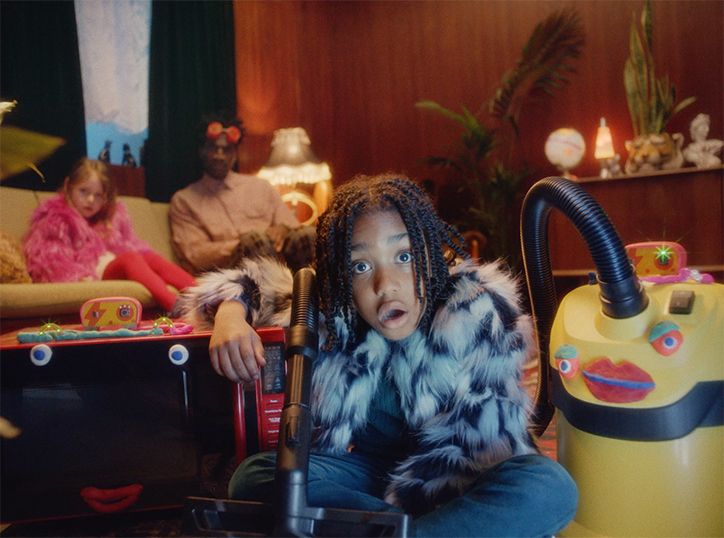 itsnicethat's tweet photo. Raine Allen-Miller directs ad for @techwillsaveus showing off the exciting ways kids can make tech into toys > https://t.co/YvXdKJgLIr https://t.co/MfjECnJGpd
