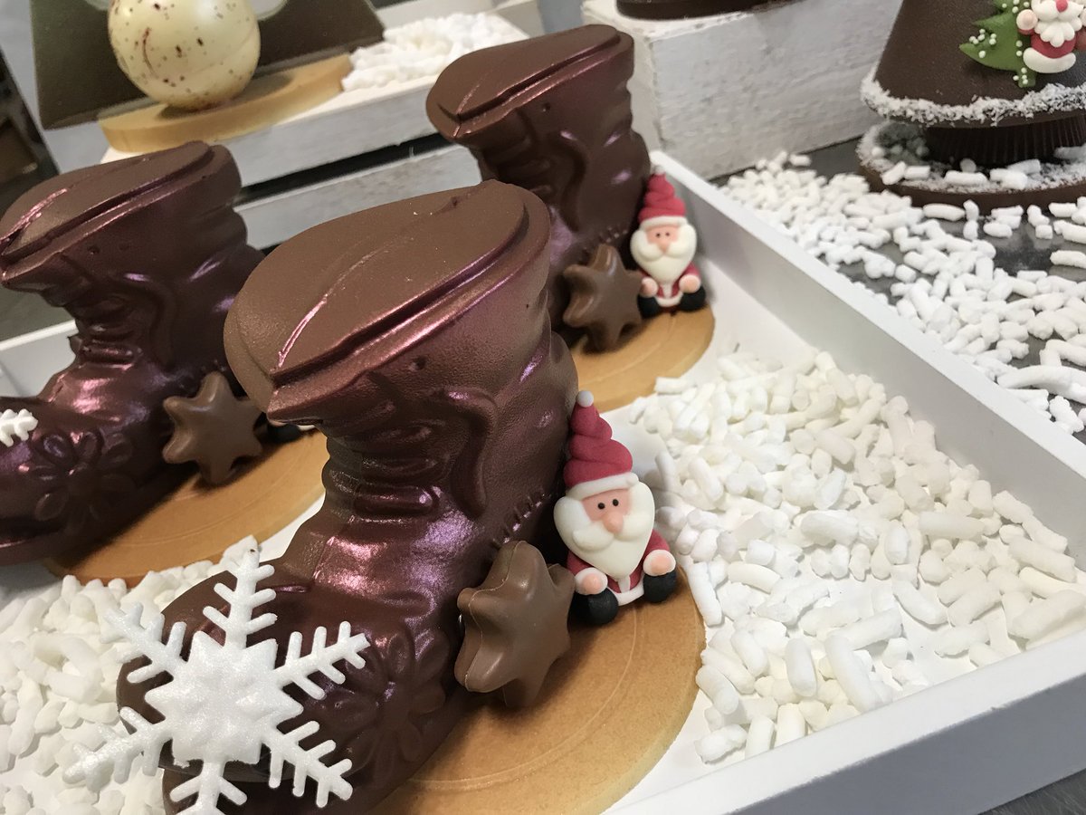 #natalecollection #lindaMchocolate