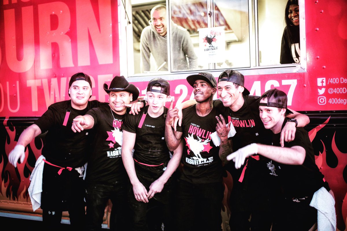 johnnyrayzone's tweet image. Just like the old days in a truck