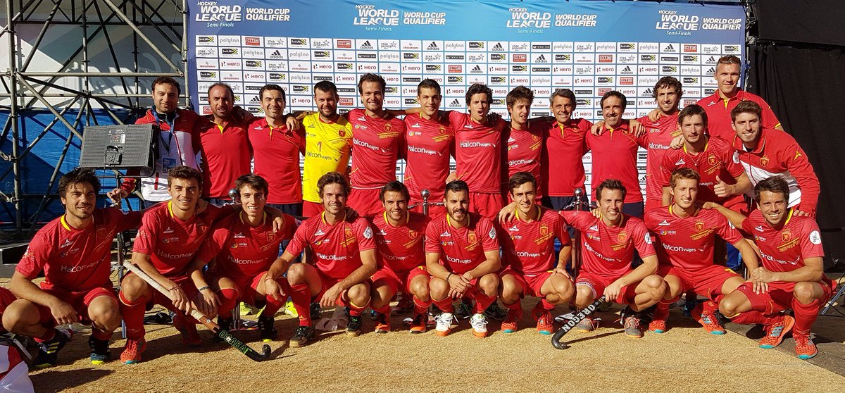 🏑 Convocats vuit egarencs per disputar la ronda final de la World League a Bhubaneswar amb <a href="/AbsolutaMasc/">RedSticks</a> #hockey terrassadigital.cat/vuit-egarencs-… #Terrassa #esportstrs <a href="/rfe_hockey/">Hockey España</a> <a href="/EsportsTRS/">TRS Esports</a> <a href="/esportsenxarxa/">Esports en Xarxa</a>