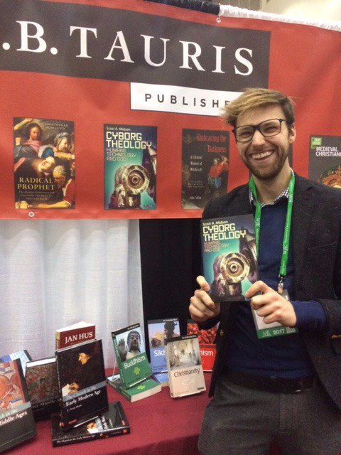 ibtauris's tweet photo. Chuffed to see another grinning author at our #aarsbl17 stand in #Boston. Find an extract from @scadhu's new book 'Cyborg Theology: Humans, Technology and God' here: https://t.co/7K7xcghHIa #Cyborg #books #Theology #TechTuesday #insertterminatorreferencehere #machinetakeover 🤖😇 https://t.co/5X1hvUjWRH