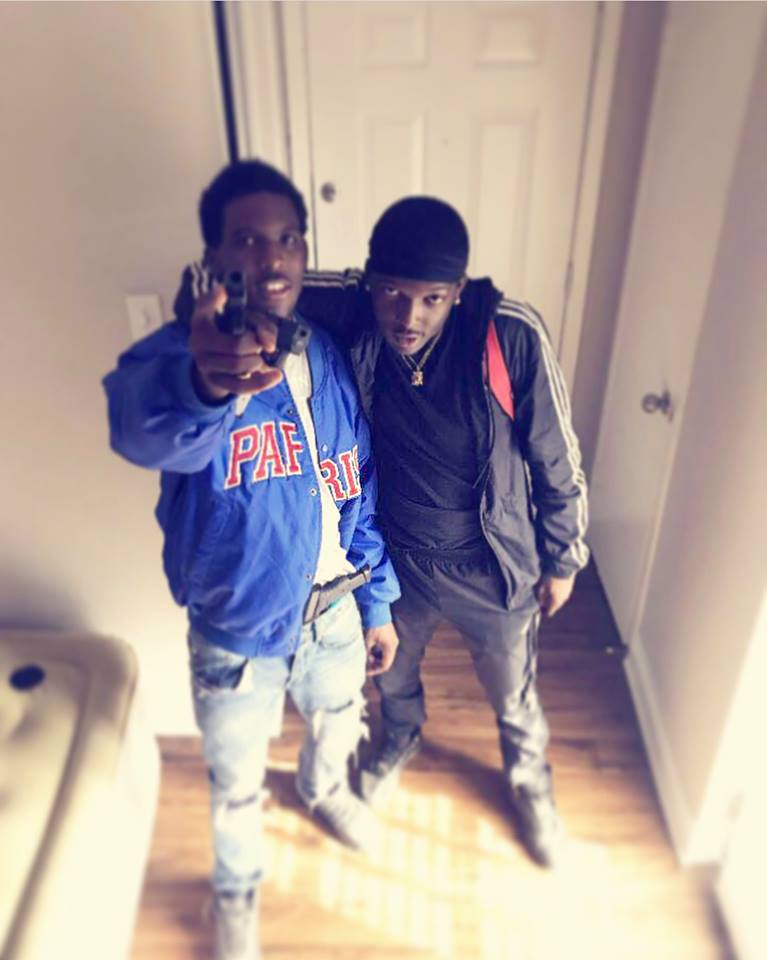 OsoOdogg's tweet photo. Gang Innis Bitch We Got Them Sticks In Here ๐ #FreeEkai https://t.co/27LsofjhyP