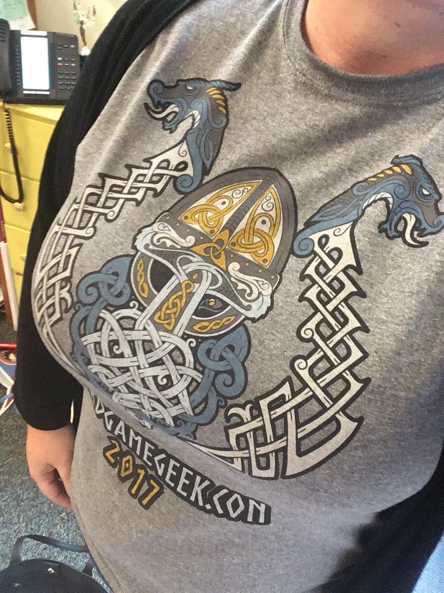 Mmmmmmmercury's tweet photo. Shoutout to @olriverstudios for this year’s gorgeous #BGGCon2017 shirt https://t.co/p072FmPC76