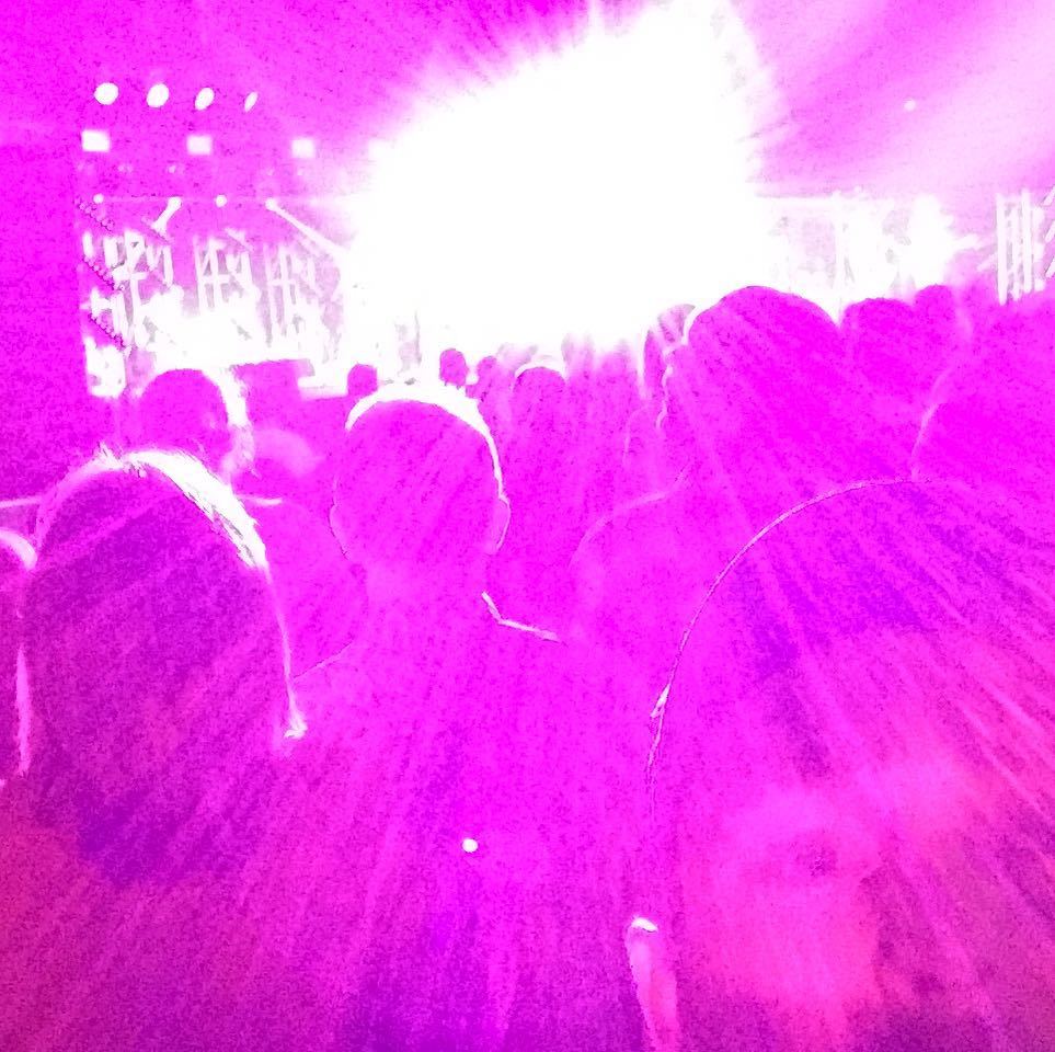 andrewsmithfit's tweet photo. Could it be magic! #takethatwellington #seriousconcert #spiritsmoveme #backforgood #welovemark @rufusandthegang https://t.co/zP52vAuvOW https://t.co/xV3XiFUFeo