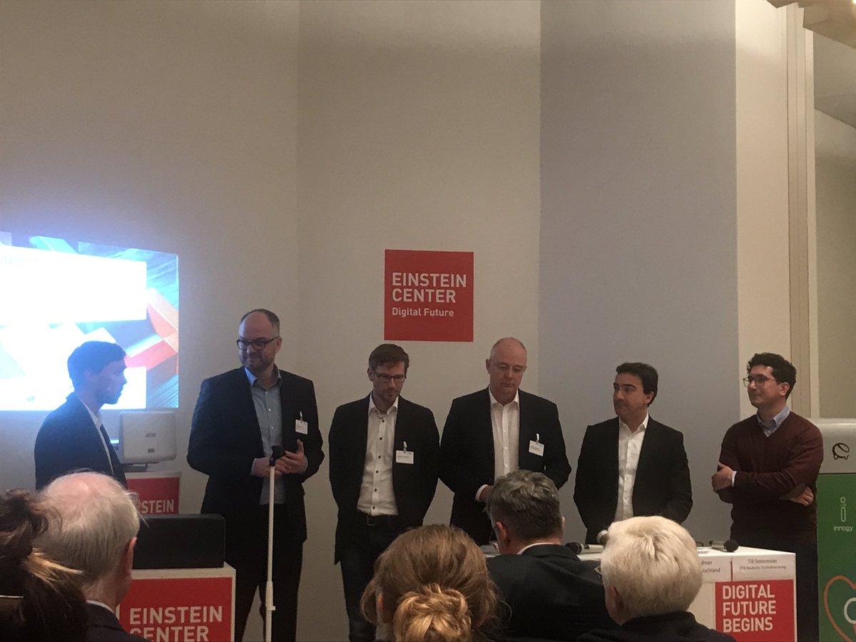 YourHomeKnowsIT's tweet photo. Wir sind heute beim #TechTouch des @Bitkom zum Thema #DigitaleAssistenten: Die Panel-Teilnehmer von @amazon @innogy @Microsoft und @Google sind sich einig: die damit verbundenen Dienste müssen für den Kunden Mehrwerte bieten, darin liegt das Erfolgsrezept #SmartHome #IoT https://t.co/0yf9kdkSfm